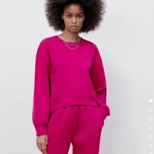 ZARA Brand new with tags woman’s small fuchsia crewneck (right out of package)